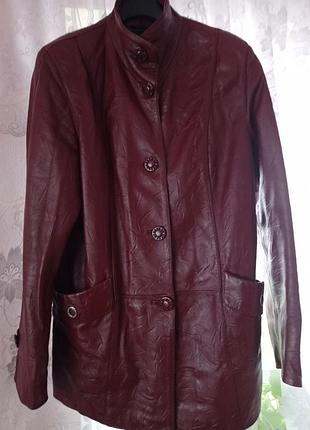 Шкіряна курточка