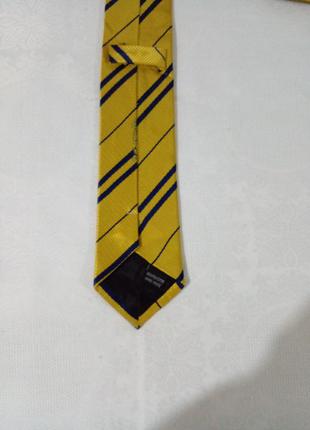 Красивый галстук с гербом ручная работа3 фото