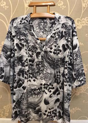 Очень красивая и стильная брендовая блузка большого размера.1 фото