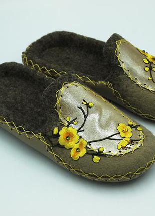 Повстяні капці жіночі "четто"3 фото