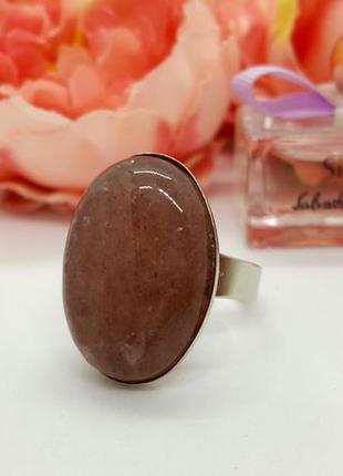 💍🍓стильное кольцо овал натуральный камень клубничный розовый кварц3 фото