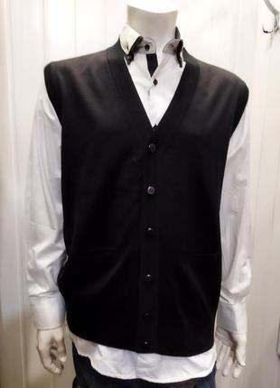 Мужской вязаный жилет.b.s.r.