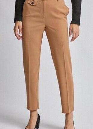 Стильні легкі брюки-морквини кольору кемел dorothy perkins