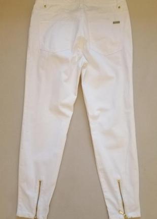 Білі вкорочені завужені брюки h&m2 фото