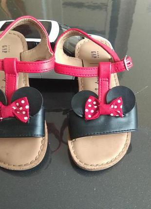 Босоніжки сандалі босоножки