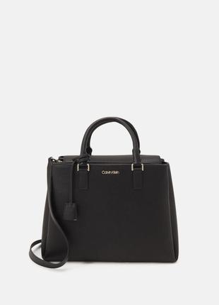 В наличии сумка calvin klein