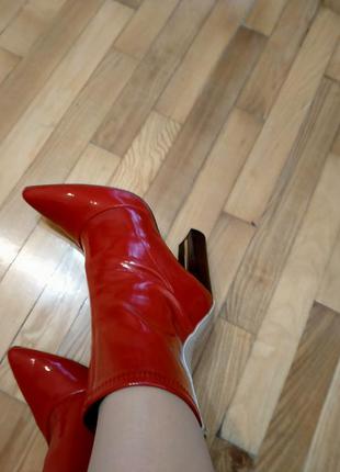 Чепурные красные лаковые ботинки7 фото