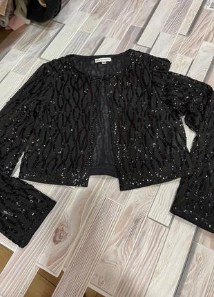 Нарядное болеро в паетках