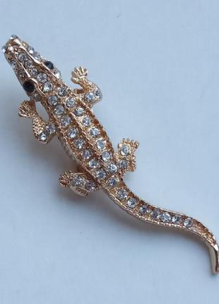 Брошка брошка з кристалами крокодил позолота