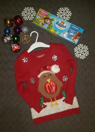 Красный новогодний рождественский свитер с милой птичкой, омелой и снежинками