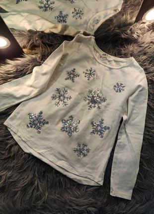 Кофта з сніжинками