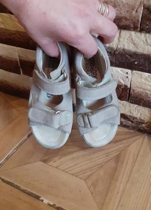 Босоніжки, натуральна шкіра.