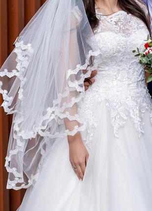 Очень красивое свадебное платье1 фото