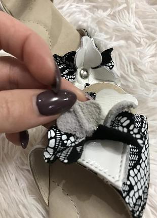 Босоножки кожаные 3