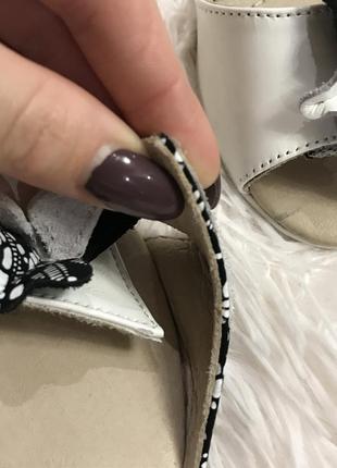 Босоножки кожаные 4