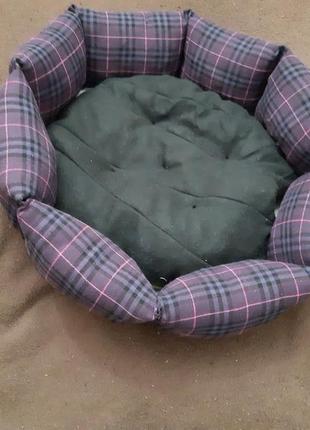 Лежанка лежак 47×47 спальне місце для кішок і собак