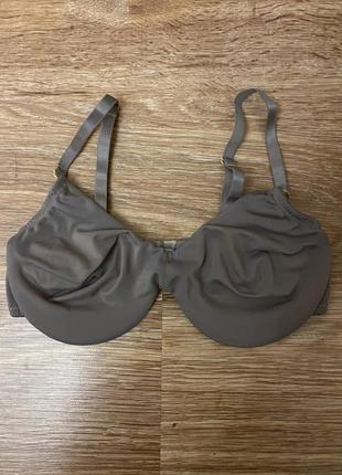 Класний бюстгальтер