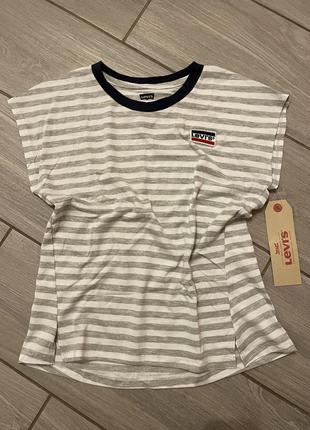 Футболка levi’s на розмір с, хс