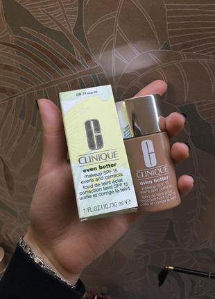Тональний крем clinique