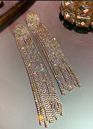 Супер длинные серьги с кристаллами золотистые4 фото