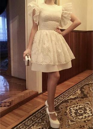 Короткий сукню коктельное