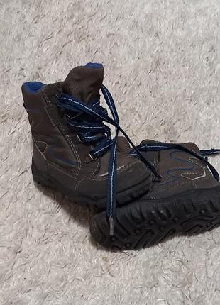 Дитяче взуття