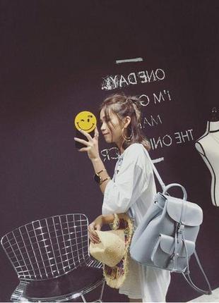 Рюкзак женский стильный модный кожаный молодежный для подростков в стиле графеа серого цвета3 фото