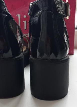 Босоножки лаковые nivelle3 фото