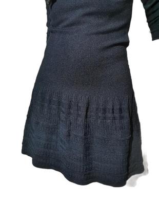 Платье трикотажное zara мини короткое с вырезом на спине расклешенное волан фактурное4 фото