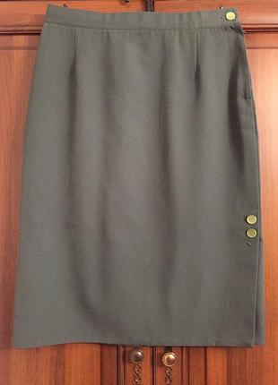 Спідниця жіноча на підкладці.