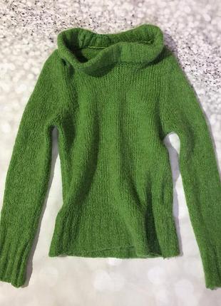 Свитер  мохеровый зелёный