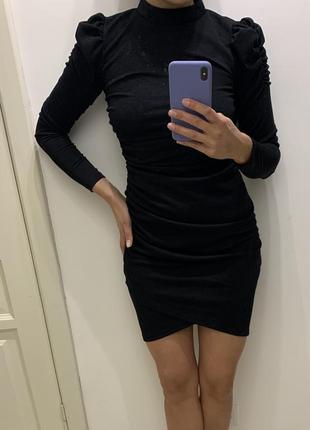 Идеальное маленькое черное платье с рукавами-фонариками2 фото