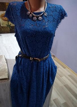 Супер стильное платье кружевное,красивый цвет, без дефектов.