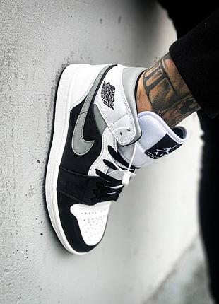 Кросівки чоловічі 8