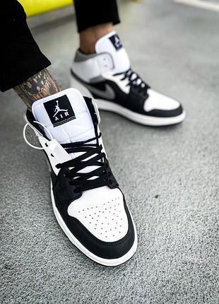 Кросівки чоловічі 9