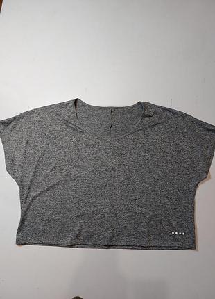 Фірмова футболка