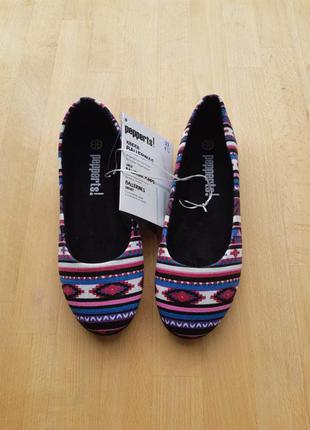 Нарядні туфлі балетки 33 р