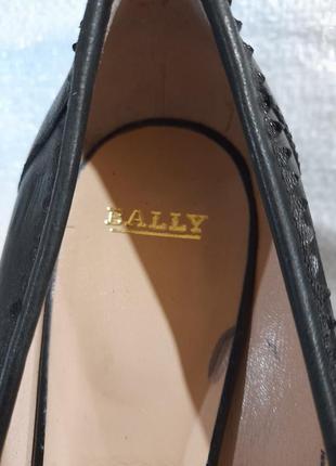 Жіночі туфлі bally made in switzerland4 фото