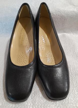 Жіночі туфлі yarese confort made in italy