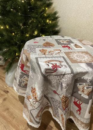 Скатертина новорічна з мереживом