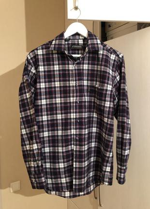 Мужская рубашка в клетку.