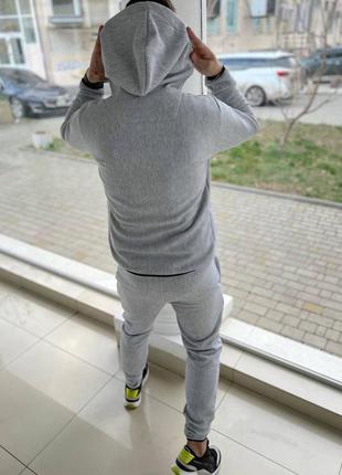 Чоловічий спортивний костюм сірий гумка2 фото