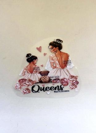 Термоаппликация, наклейка на одежду queens 23х19 см