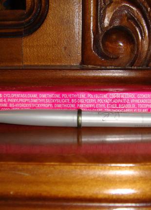 Механический  карандаш  для глаз из коллекции мк "signature"  зеленый (olive)