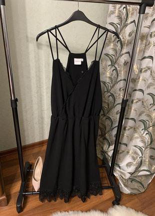 Платье вечернее с кружевом