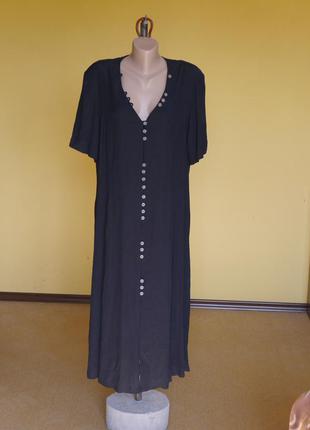 Плаття чорне пише 42 євро розмір tuzzi, на більший розмір