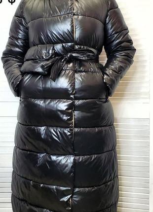Зимовий жіночий пуховик ,зимове пальто