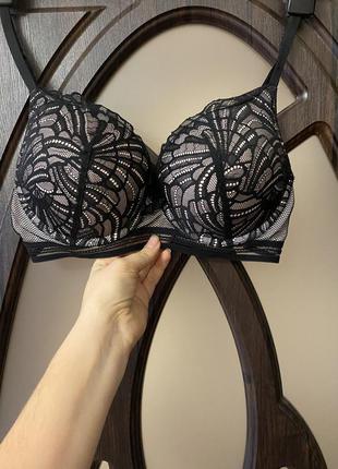 Гламурный бюстгальтер