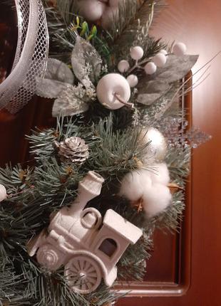 Большой новогодний венок