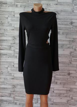 Чёрное обтягивающее платье с вырезом вечернее4 фото